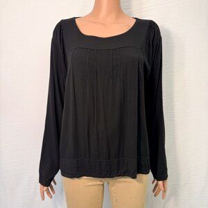 Le Streghe Made in Italy Women’s Large Black Flowy Scoop Neck Long Sleeve Top